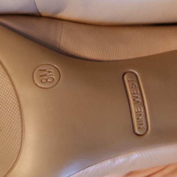 Nine West Leather Heels - Size 8M - Picture 6 of 7